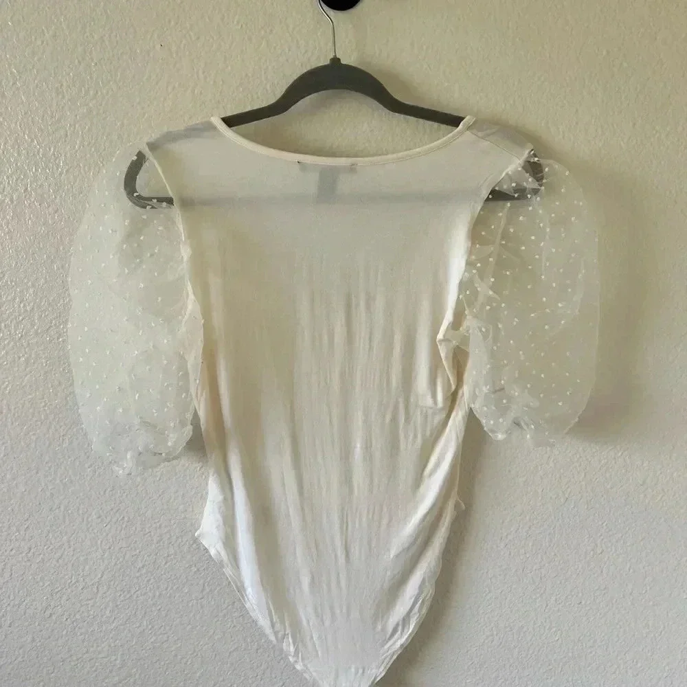 Forever 21 Puff Sleeve Bodysuit - Picture 3 of 4